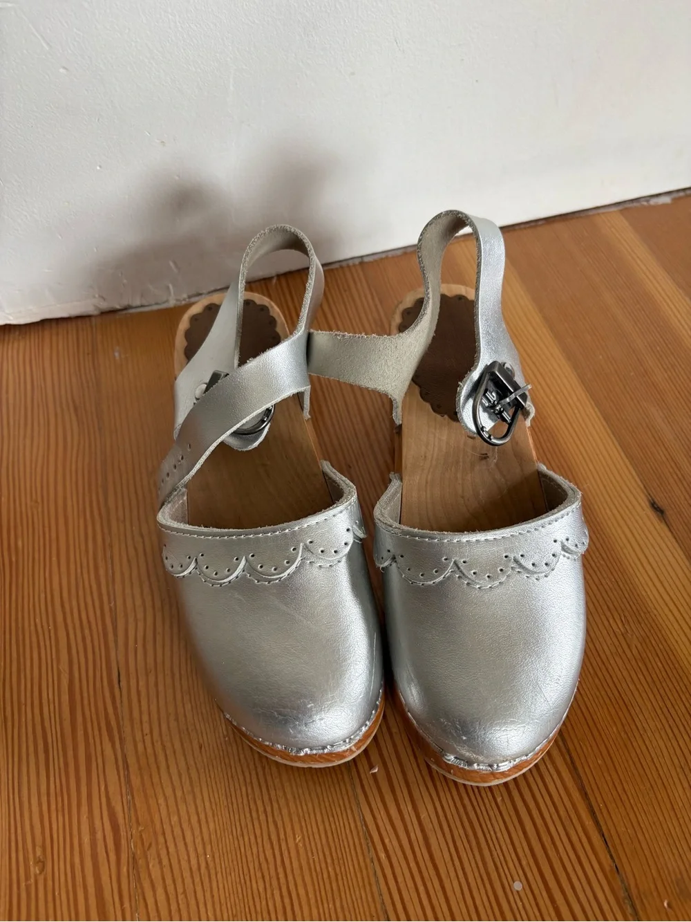 Girls' Silver Metallic Mary Jane Clog Sandals
